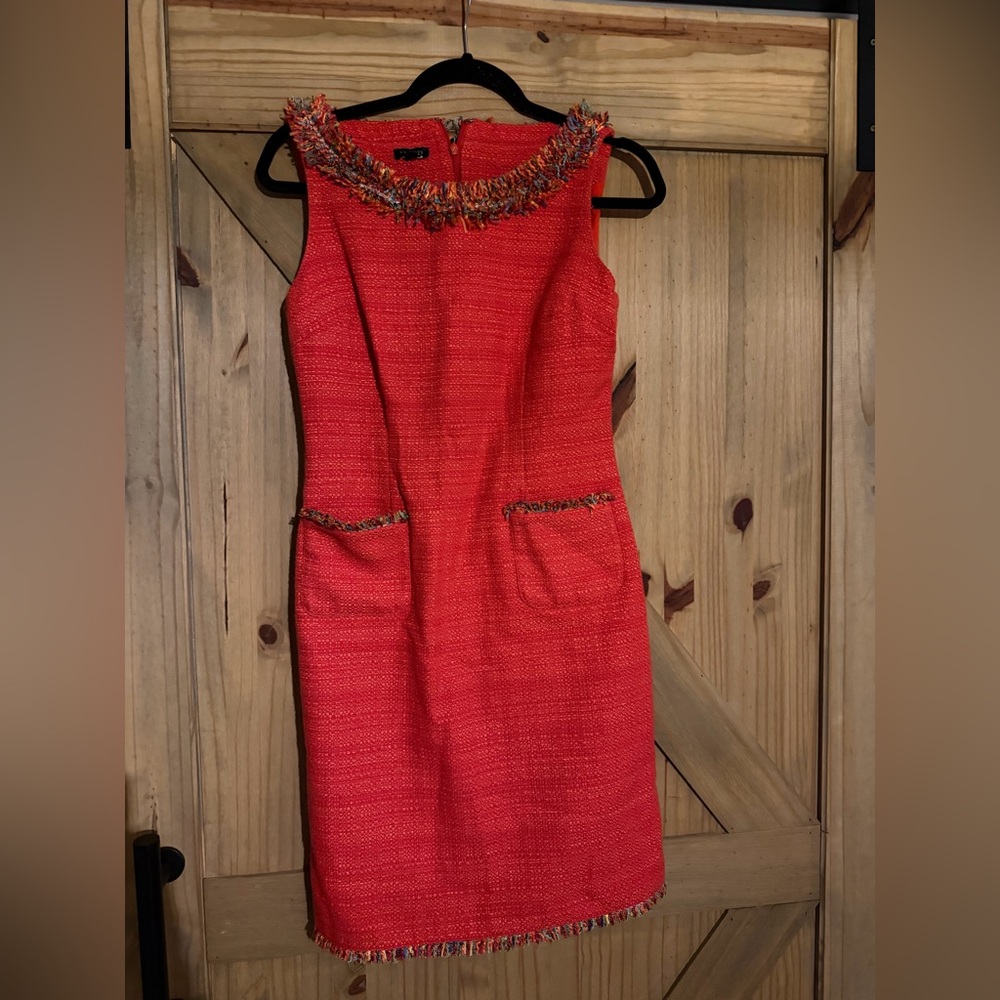 Elegant Sleeveless Dress